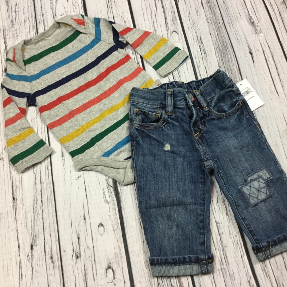 Gap Boys 0-3 Month Striped Shirt & Jeans Outfit - Picture 2 of 4